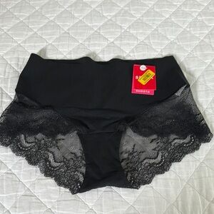 Elegant Black Lace Women's Intimate